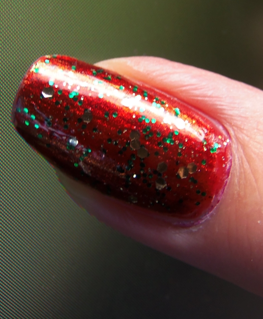 6 - Opal's Gems - Christmas Wrap nails